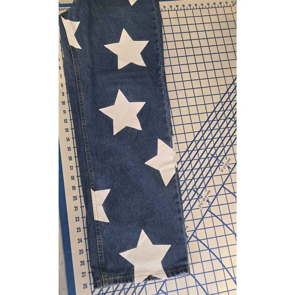 BDG Low-Rise Tapered Baggy Jean Star Print 27 W 28 L Streetwear Skater Punk USA - Picture 6 of 11